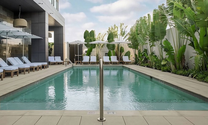 Florida Central Atlantic Coast Hotel | Look No Further! 4 Comfortable Units, Onsite Pool, Shuttle & FREE Parking!