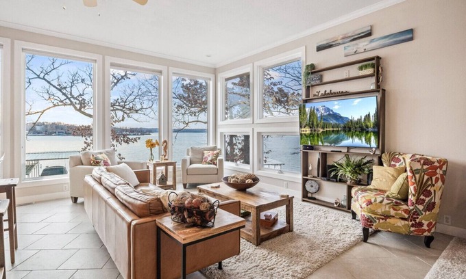 Sunrise Beach House | Lookout Lodge - Private Dock, Firepit, Smoker & More!