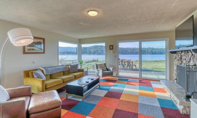 Lopez Island House | Lopez Island Mud Bay Waterfront home