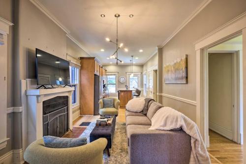 Highlands House | Louisville Home with Hot Tub in The Highlands!