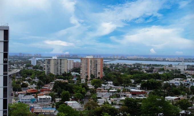 Rio Piedras Condo | Lovely 3-bedroom condo with Penthouse Views