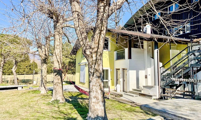 Samolaco Apartment | Lovely apartment for 3 guests with WIFI, balcony, pets allowed and panoramic view