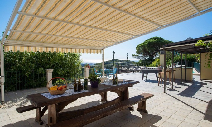 Valloria Apartment | Lovely apartment for 30 people with A/C, WIFI, pool, hot tub, TV and patio