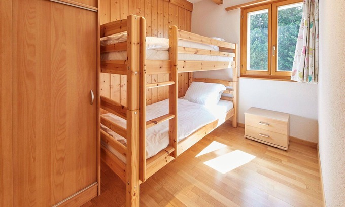 Vex Apartment | Lovely apartment for 7 guests with WIFI, TV and balcony