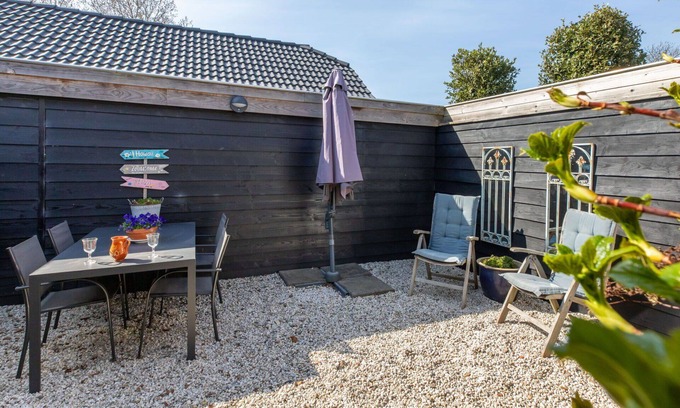 Vlissingen Apartment | Lovely apartment for 2 people with WIFI, TV and pets allowed