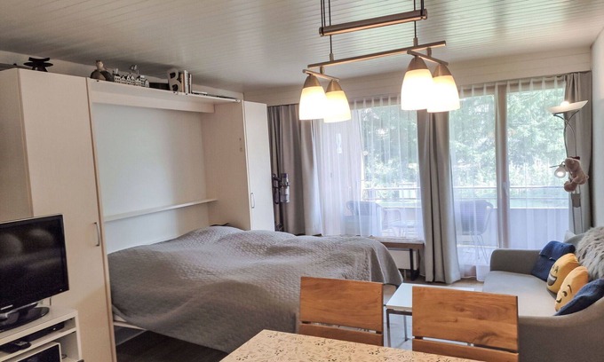 Davos-Dorf Apartment | Lovely apartment for 4 guests with WIFI, TV and balcony