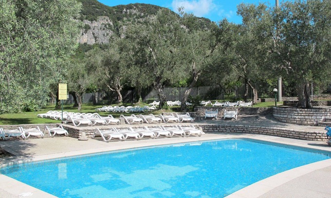 Corno Apartment | Lovely apartment for 7 people with pool, WIFI, TV and terrace