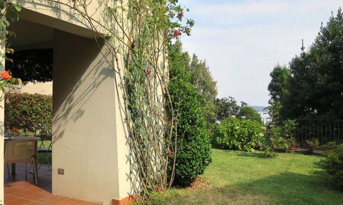 Belgirate Apartment | Lovely apartment for 4 people with WIFI, TV and patio