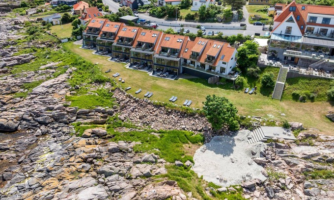 Sandvig Apartment | Lovely apartment in Allinge with WiFi