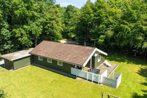 Arrild Ferieby House | Lovely Cottage In Arrild Ferieby