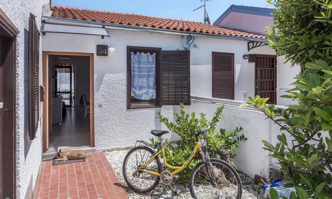 Cervar Porat House | Lovely home in Cervar Porat with WiFi