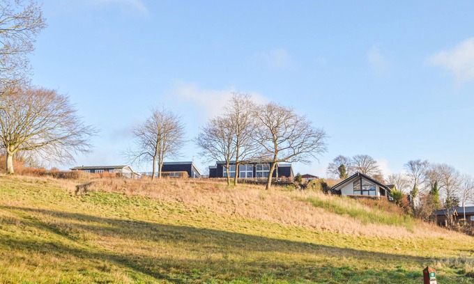 Hjarbæk House | Lovely home in Løgstrup with house sea view