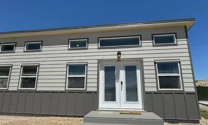 Heyburn Cabin | Lucky Lake 208 tiny home B