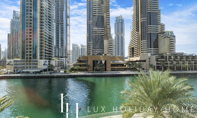 Al Sufouh 2 Apartment | LUX The Cayan Superior Suite 2