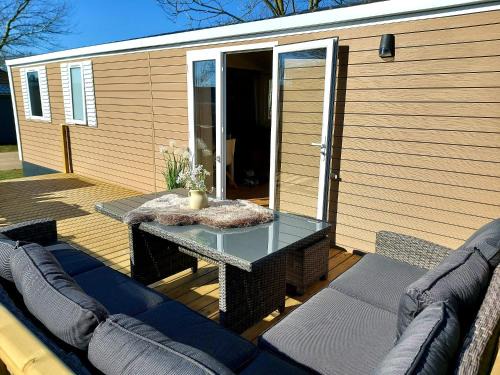 Lauwersoog Apartment | Luxe Chalet Lauwersoog