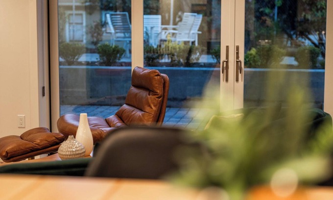 Wallingford House | Luxe King Suite + Steps 2 Lake Union + Chef's Kitchen