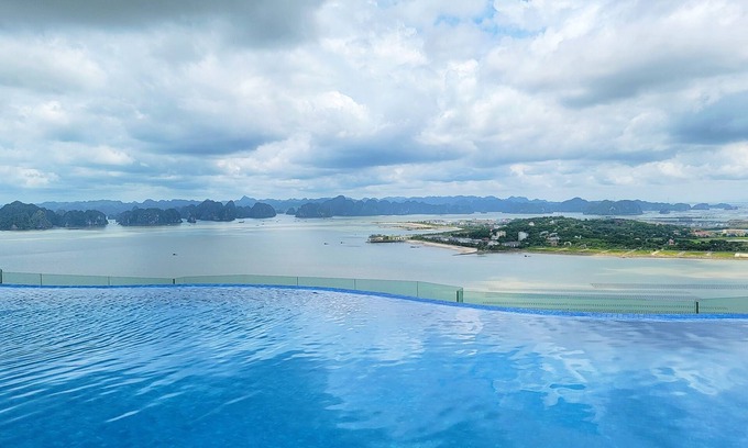 Ha Long Apartment | Luxe Rental Apartments - Residence A La Carte