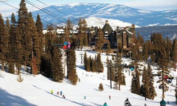 Truckee Villa | Luxurious 3 BR Ritz Carlton Club Ski in/Ski out Villa in Truckee