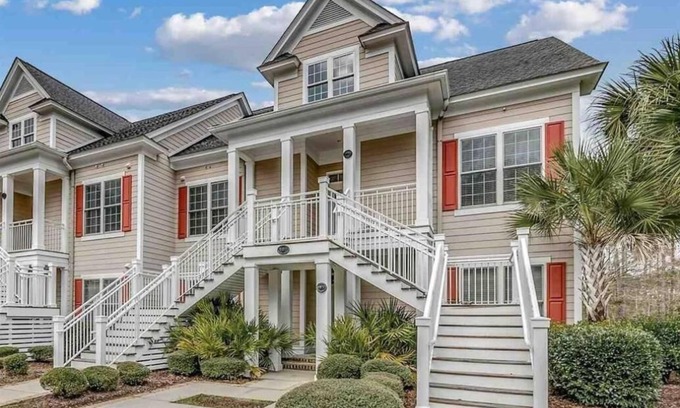 Murrells Inlet Condo | Luxurious 4 bedroom/4 bathroom condo steps away from TPC
