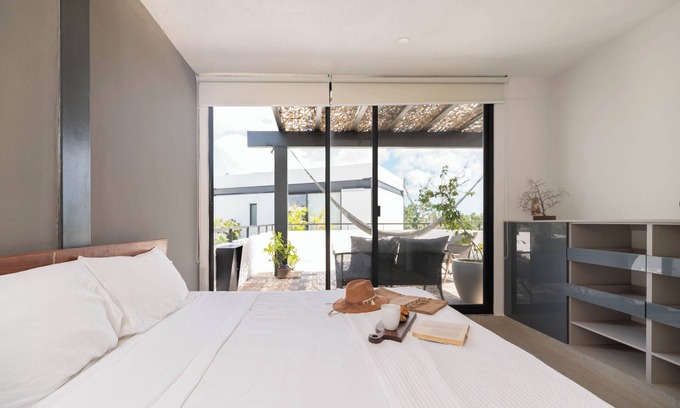 La Veleta Apartment | Luxurious Penthouse and Jungle View