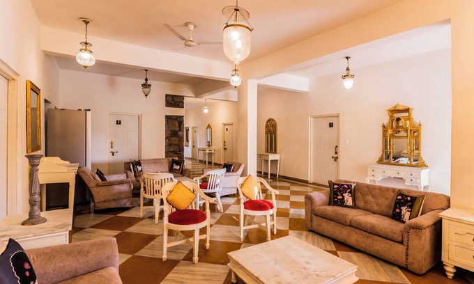 Shavri Colony Villa | Luxurious Villa in Udaipur @ Amohaa