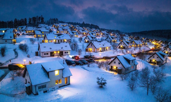 Winterberg Ski Chalet | Luxury 16-person bungalow in the holiday park Landal Winterberg