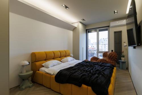 Riscani Apartment | Luxury 1BD Apartment - Downtown