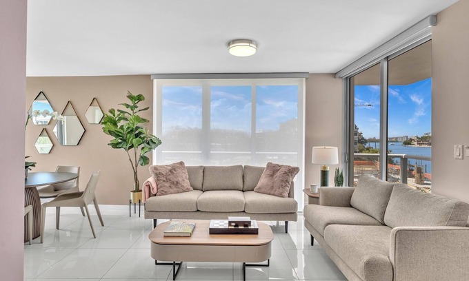 Bay Harbor Islands Apartment | Luxury 2BDR/2BTH Kosher Waterfront Apartment – Bay Harbor Islands, Miami