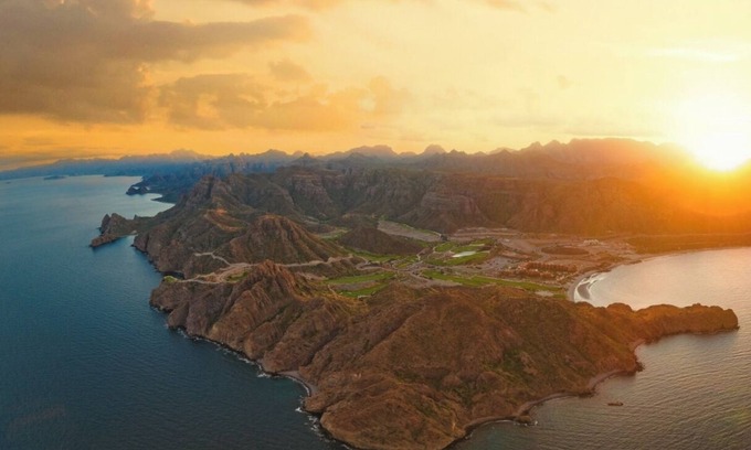 Loreto Apartment | Luxury 3BR Penthouse in Loreto – Golf, Ocean Views & Ultimate Comfort
