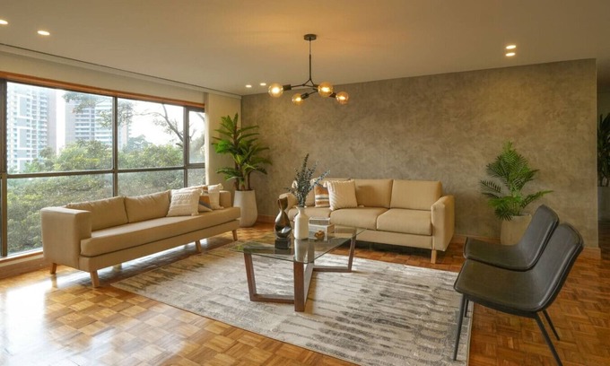 El Poblado Apartment | Luxury 4BR Retreat with Private Bathtub and AC