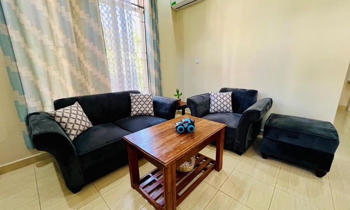 Dar es Salaam Apartment | Luxury Apartment Near Coco Beach