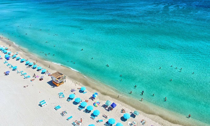 Clearwater Beach Condo | Luxury Condo Hotel Suite on the Beach