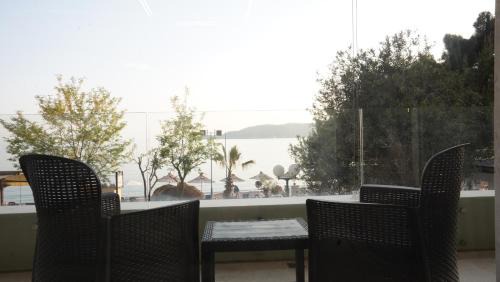 Rafajlovici Apartment | Luxury Frontline Biser Mora Apartment
