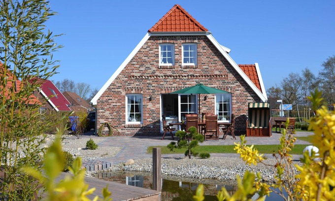 Neßmersiel House | Luxury holiday home Nordseemühle directly on the North Sea