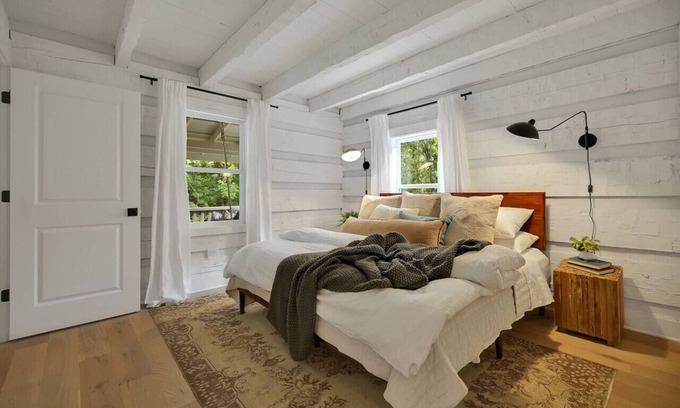 Primm Springs Cabin | Luxury Modern Cabin* 5 Acres* Pickle Ball*Hot Tub