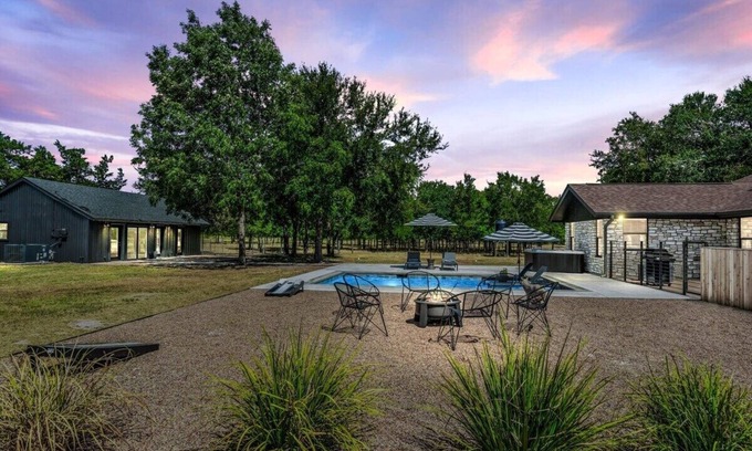 Manor House | Luxury Oasis: Pool, Hot Tub, Games + Guesthouse