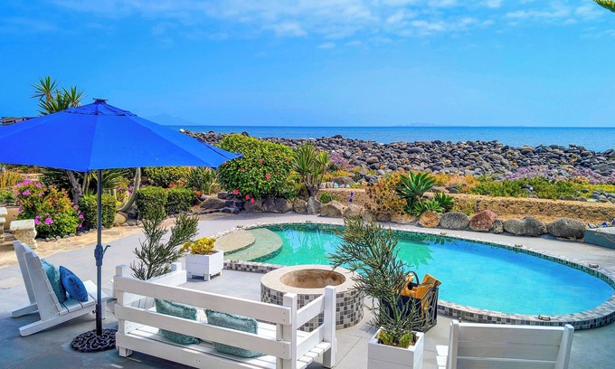El Sauzal House | Luxury Oceanfront Retreat – Sauna, Pool, Sunset Views San Miguel Surf break