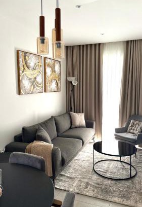 Roman Ridge Apartment | Luxury OneBed Apt at NOVA