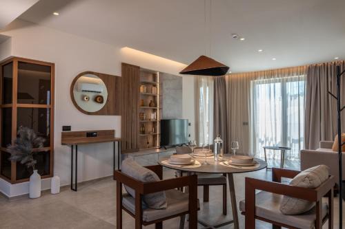 Ano Kalesia Apartment | Luxury Suites with BBQ next to Heraklion by Kalles Homes & Suites