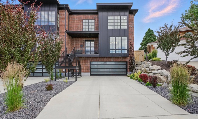 Salt Lake City House | Luxury townhome, minutes from ski resorts, the university and downtown.