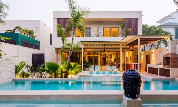 Playacar Fase II Villa | LUXURY VILLA FOR UP TO 16 GUESTS - 5 MINUTES FROM THE BEACH BY CAR