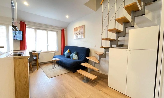 Quartier Centre Ville Apartment | M6 Le vieux Massy RER600mOrly20 minNetflixNeuf