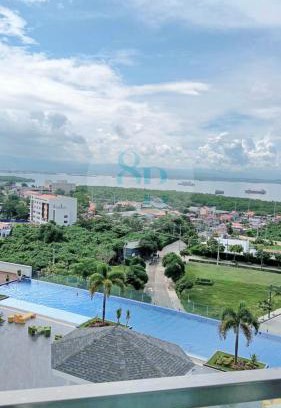 Lapu-Lapu Apartment | Mactan Newtown 8Newtown Boulevard Beach Condo RM9