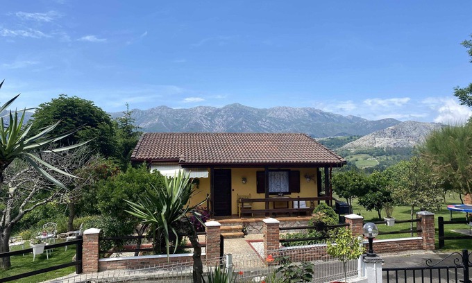 Cuadrovena House | Madagascar Corner VV-2192-AS