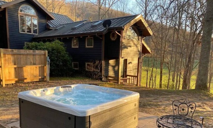 Warne House | Magical Hideaway with Hot Tub-top