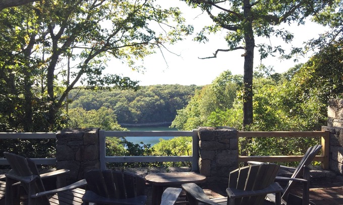 South Kingstown Cottage | Magical secluded cottage overlooking a Kettle Pond just two miles from the Beach