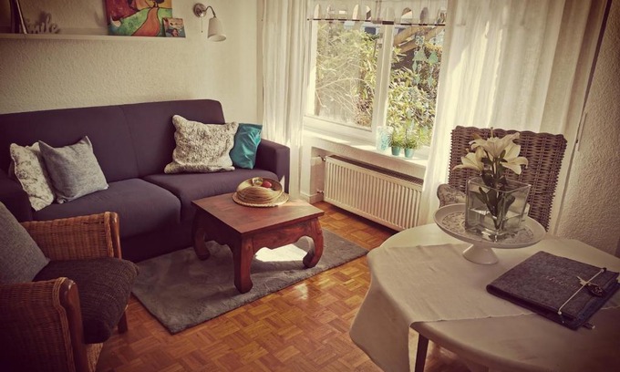 Grevenbroich Apartment | "Maison Blanche" - das gemütliche Garten-Apartment zwischen Köln und Düsseldorf