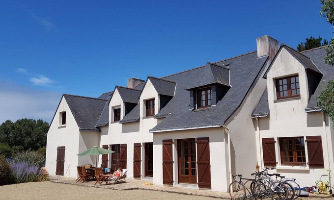 Saint-Jacques House | Maison de famille + Gd jardin - 7 bedrooms - 5 bathrooms - 10 m mer - St.Jacques