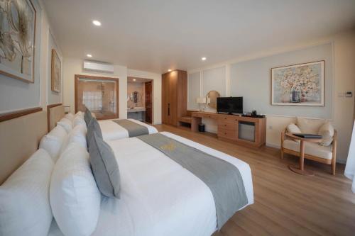 Luang Prabang Hotel | Maison Lake View Luang Prabang