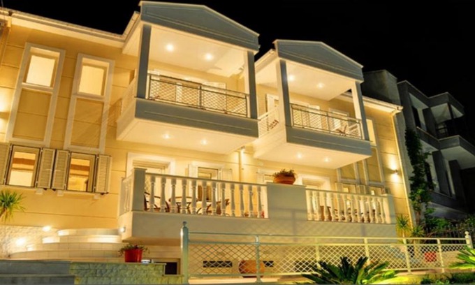 Chrisi Ammoudia Apartment | Maisonettes Athina